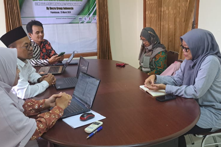Ditjend Pendidikan Islam Kemenag RI Melakukan Monitoring dan Evaluasi Akreditasi di IAIN Madura